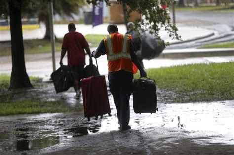 A Weakening Nate Brings Burst Of Flooding Power Outages Sun Sentinel