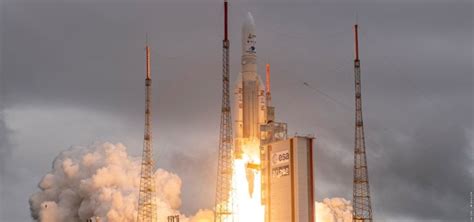 Esa Chief Sees Ariane 6 Debut Launch Delayed To Next Year