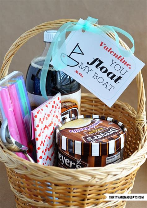 Romantic boyfriend & husband gift ideas for him. 10 Valentines Day Ideas for Him DIY Ready