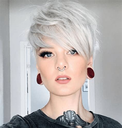 10 Short Hairstyles For Ladies With Grey Hair Fashion Style