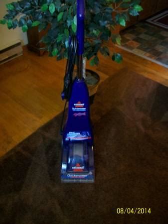 Best reviews guide analyzes and compares all bissell quicksteamers of 2021. Bissell Quick Steamer Carpet Cleaner - for Sale in ...