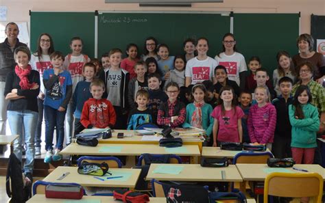 Belley Les Lycéens Et La Dictée Solidaire
