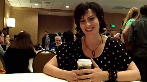Interview With Maggie Siff From Fxs Sons Of Anarchy At Comic Con 2013 Youtube