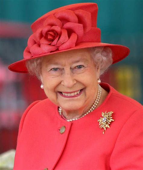 Queen Elizabeth Ii International Womens Day Pictures Pics