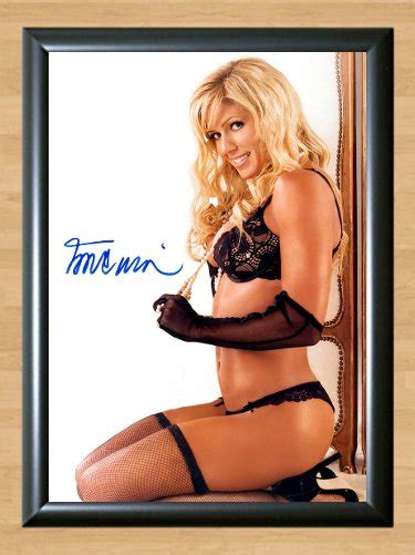 Torrie Wilson Wwe Signed Autographed Print Photo Poster Belt Diva Diva 2 Wwe10 A3 117x165
