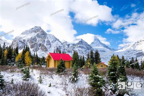 Cabins Of Mount Assiniboine Lodge Mount Assiniboine Provincial Park