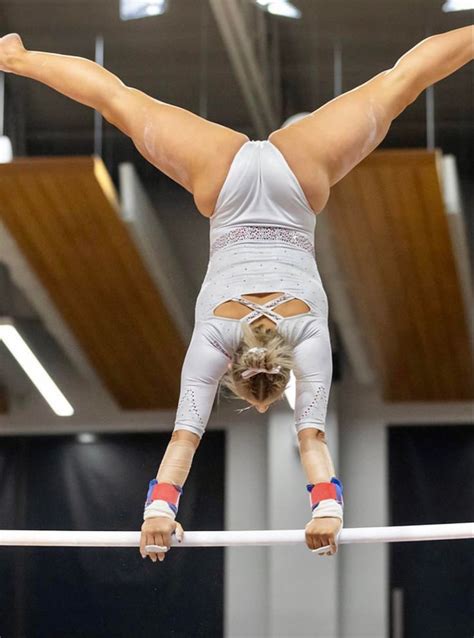 Pin By Pachonko On Hot Gymnasts In 2022 Gymnastics Photography