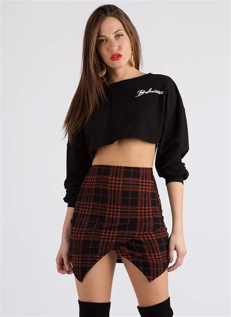 We did not find results for: The Definition Of Cool Graphic Crop Top | Crop top outfits ...