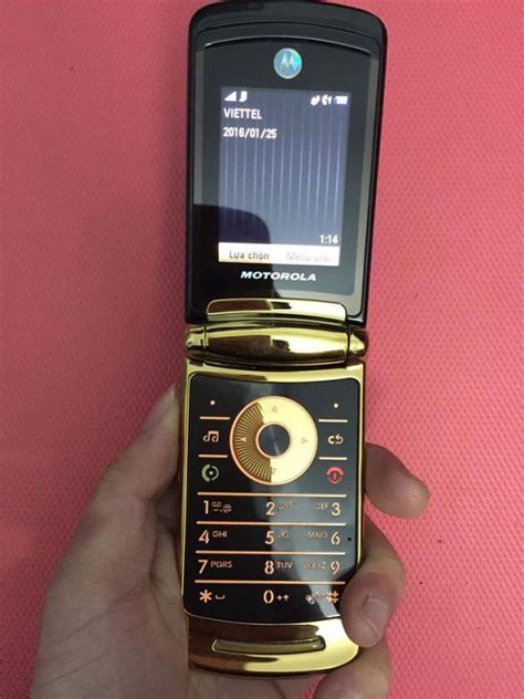 Điện Thoại Motorola V8 Luxury Edition Gold Chính Hãng