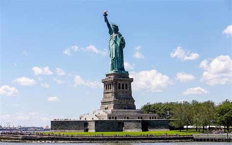 What Its Like To Visit The Statue Of Liberty My Story