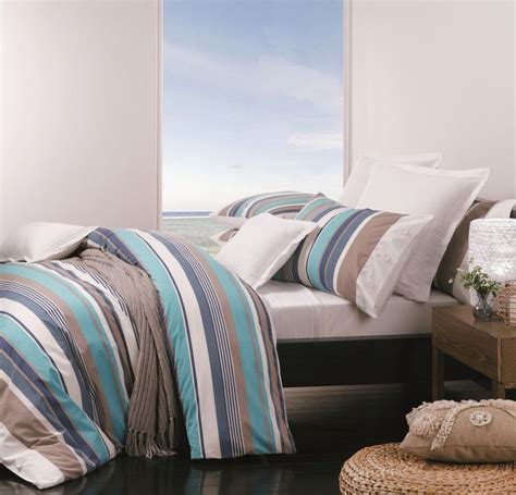 Find low prices on bedspreads & more. Logan and Mason Trent Ocean Duvet Cover Set | Quilt cover ...