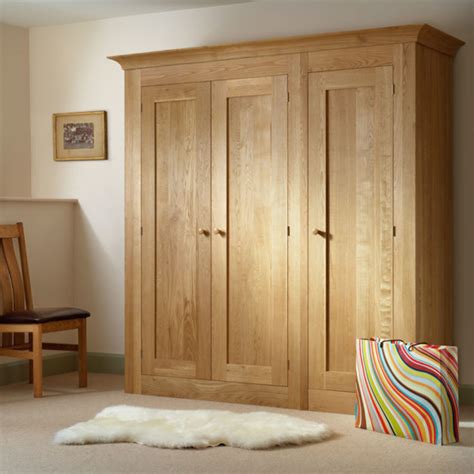 Quercus Solid Oak 3 Door Wardrobe Con Tempo Furniture