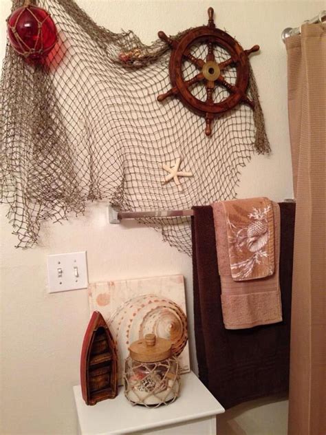 Seaside bathroom with nautical decoration. Seashore Bathroom Decorating Ideas 1 | Nautical theme ...