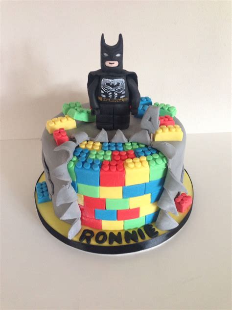 As always, i am giving my own, honest opinion. Batman lego cake - change to Spiderman | Lego birthday ...