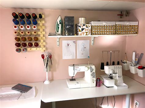 Amenager Un Atelier Couture Chez Soi Organiser Son Atelier Couture Riset