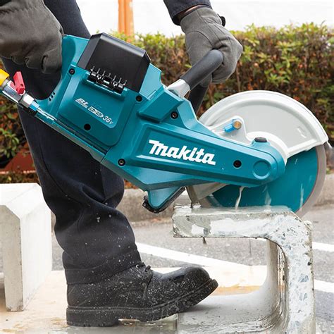 Makita DCE090ZX1 9 in. 18-Volt Lithium-Ion Cordless Electric Cut-Off