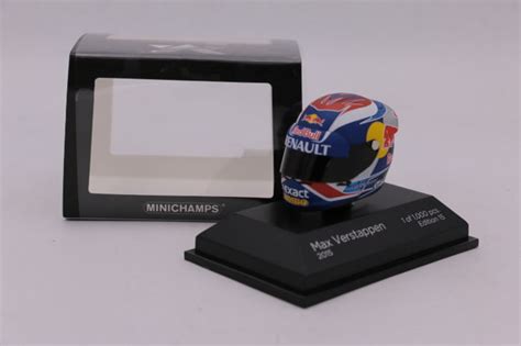 Max verstappen 1:2 scale helmet austrian gp2019 limited edition red bull f1 new! MiniChamps - 1:8 - Max Verstappen Helmet - 2015 - Limited ...