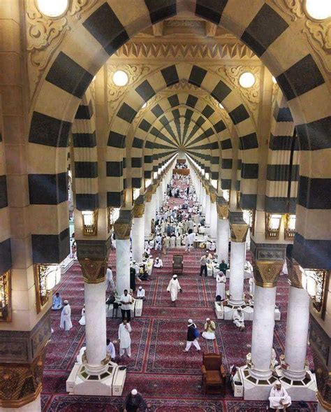 المسجد النبوي الشريف ️ | Islamic architecture, Masjid ...