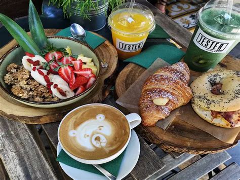 The Best Places To Eat Breakfast In Seville