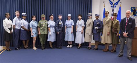 Women Us Air Force Uniform Provincial Archives Of Saskatchewan