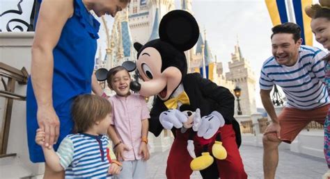 8 Walt Disney World Moments That Are Sure To Make You Weepy