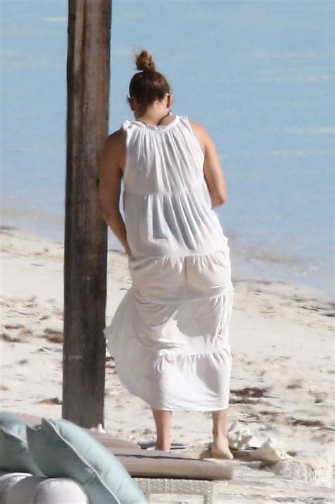 Jennifer Lopez Sexy Nude Celebs Images