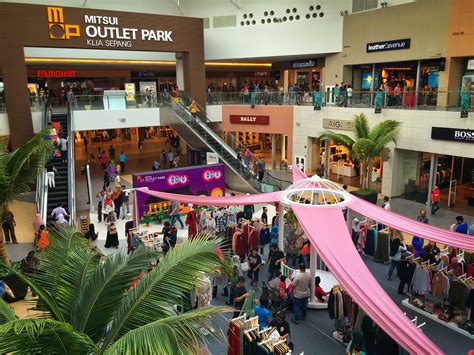 Indulge in festive shopping at the Mitsui Outlet Park KLIA Sepang – The