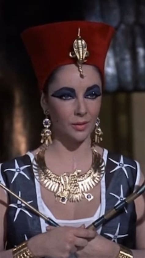 viv and liz on instagram “on your knees ” elizabeth taylor as cleopatra 1963 🎬