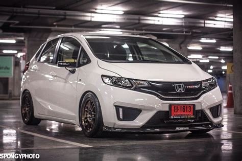 Mobil honda jazz adalah mobil city car yang sangat populer dan paling digandrungi khususnya dikalangan anak modified honda jazz. Pin oleh Joseph Pepito di FITNSDE | Kereta