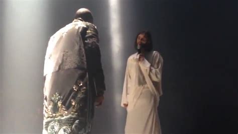 Kanye West Compares Being Criticised To Slavery In Yeezus Tour Rant