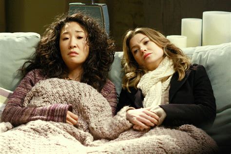 Greys Anatomy Cristina And Merediths Memorable Moments Fame10