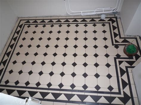 Linoleum Floor Nice Alternate Pattern Bathroom Decor Victorian