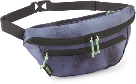 These Hiking Fanny Packs Let You Carry All Of Your Essentials
