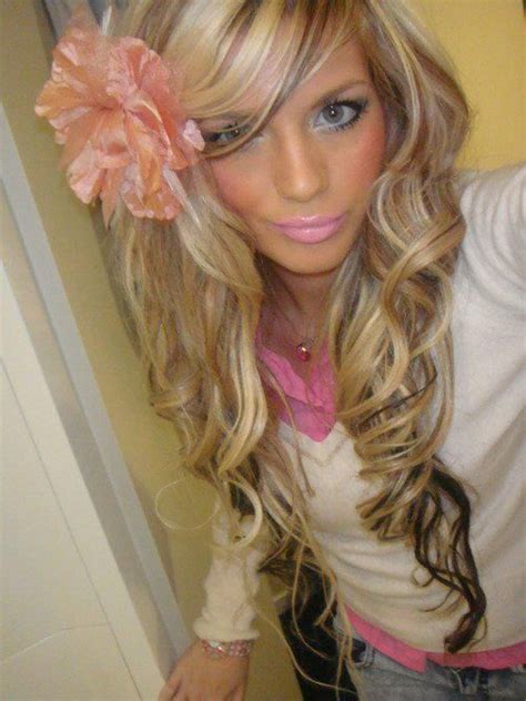 Long Wavy Hair With Flower As A Girl Trap Hair Beautycat Her