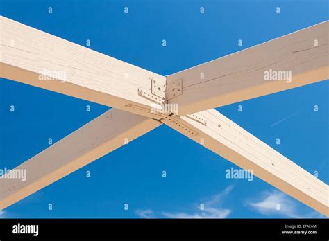 White Wood Beams Hi Res Stock Photography And Images Alamy