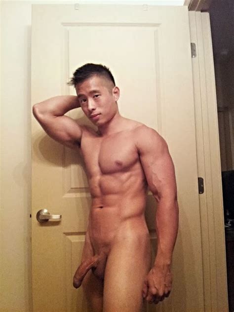 Le Yuha Hot Asian Boy In Nude