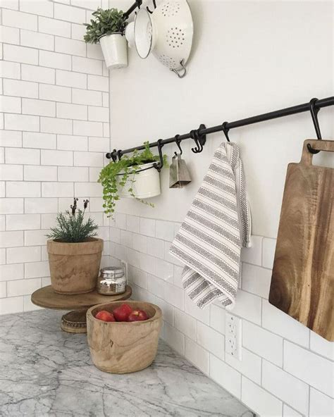 Grey grout is a beautiful choice for white tiles as the slight contrast in color helps make the white tile pop. Beautiful Homes of Instagram - Home Bunch Interior Design ...