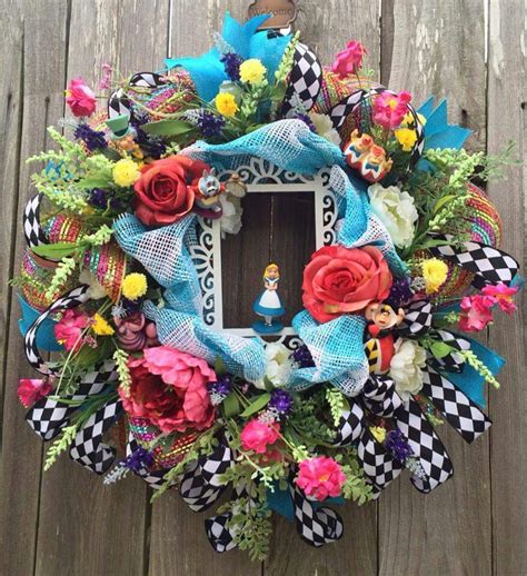 Ba Bam Wreaths Alice In Wonderland Alice In Wonderland Crafts Alice