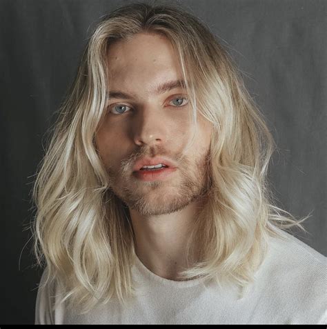 Pin By Angel Gomma On Long Hairstyles For Men Bleached Hair Men Long