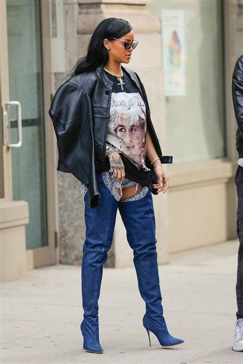 Manolo Blah I Rihanna Thigh High Boots Rihanna Outfits Chap Boot