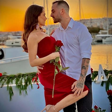 Μαρία Αντωνά Άρης Σοιλέδης Φωτογραφίες από την υπερπαραγωγή πρόταση γάμου σε σκάφος
