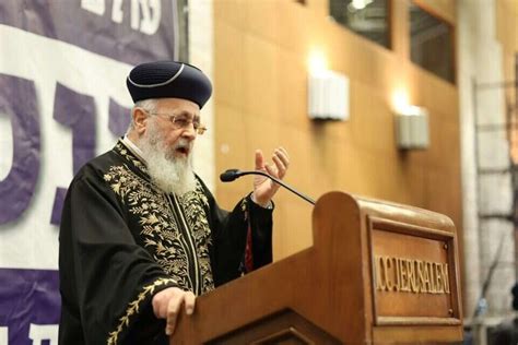 Rabbi Yitzchak Yosef Little Rabbis Confuse The Mind Of The Minister