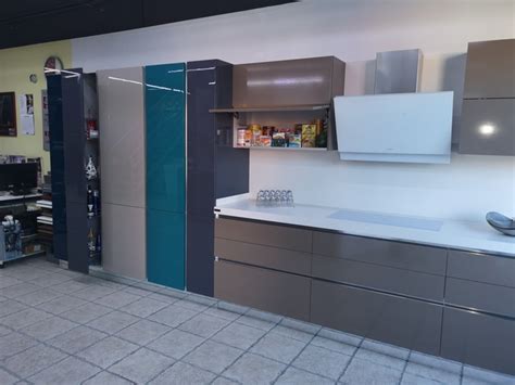 Cocinas a medida, baños a medida, mamparas de baño. MIL ANUNCIOS.COM - Cocina en liquidación de exposición.