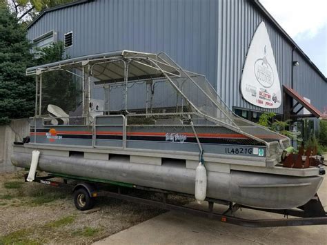 Sun Tracker Suntracker 24 Party Barge Boats For Sale In Illinois