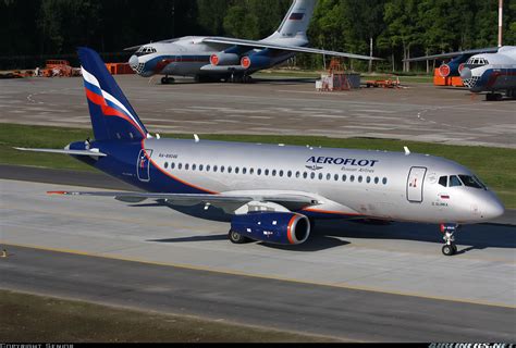 Sukhoi Ssj 100 95b Superjet 100 Rrj 95b Aeroflot Russian Airlines
