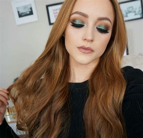 Pin By Kaitielynn On Makeup In 2020 With Images Light Makeup Looks