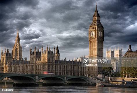 London Big Ben Photos And Premium High Res Pictures Getty Images