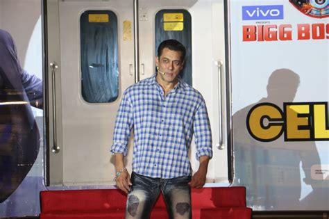 Salman khan grand bakra eid celebration at galaxy apartment 2020 wishing to all fans. Salman Khan-starrer 'Radhe' set to release on Eid 2020 ...