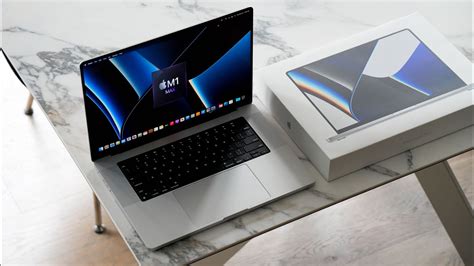 M Max Macbook Pro Unboxing And Setup Youtube