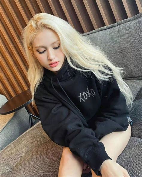 Blonde Asian Jeon Somi Korean Name Asia Girl Yg Entertainment